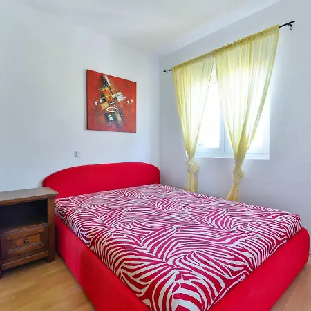 Apartament Jadran-3 By Interhome
